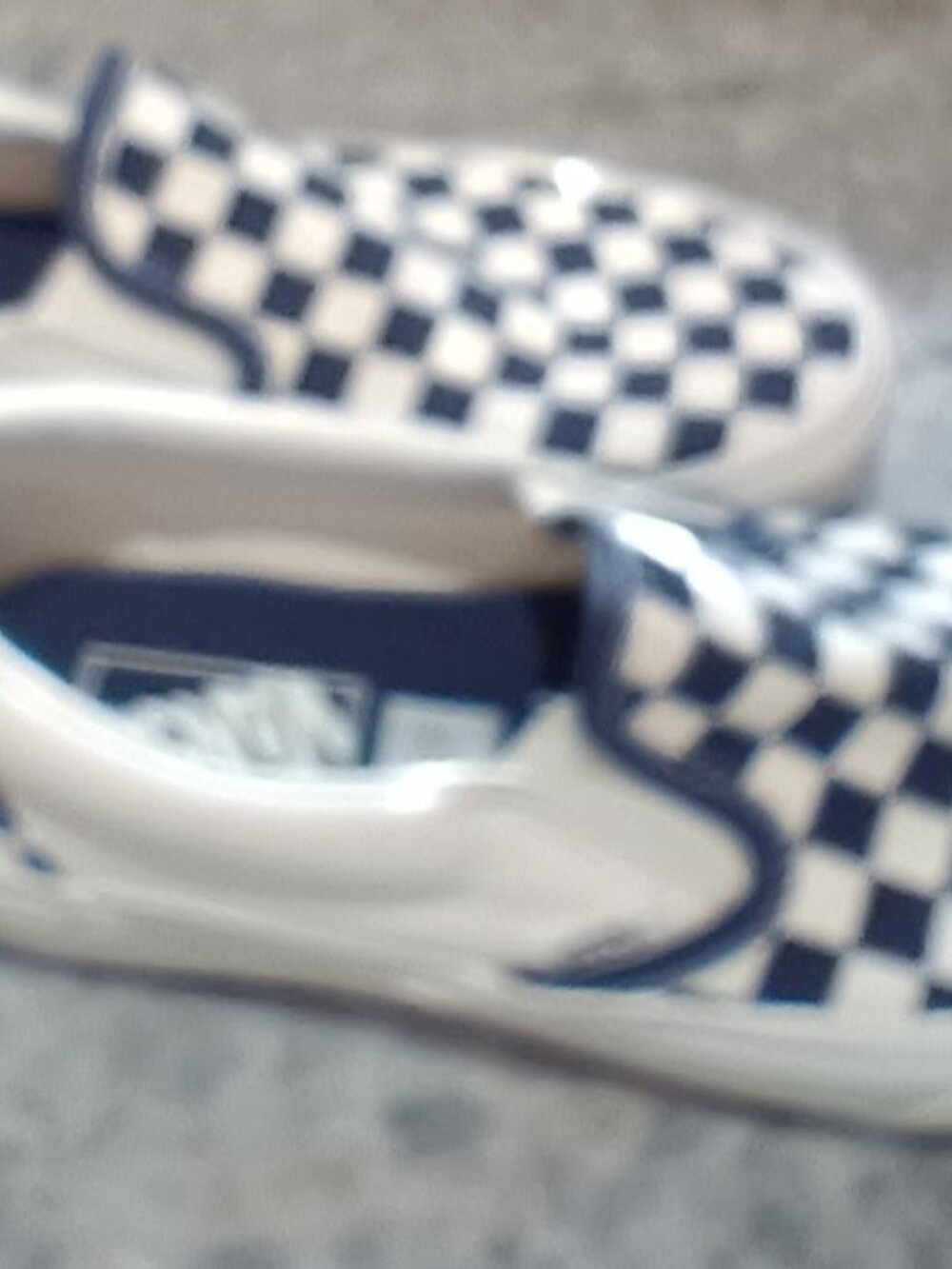 Checkered Vann's Off the Wa;; size 10 - Picture 2 of 6